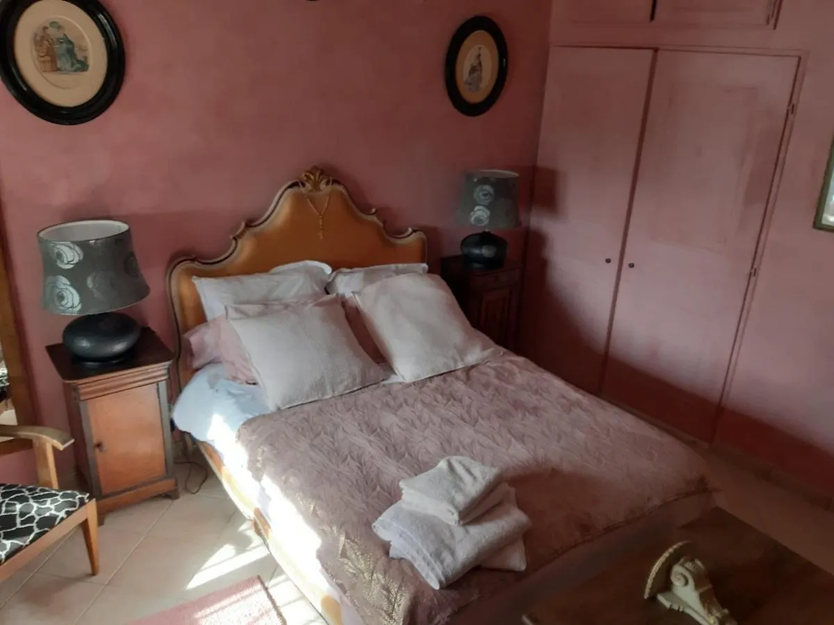 Bed and Breakfast Chez Ben Et Rem à Éguilles France