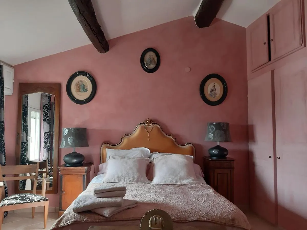 Bed and Breakfast Chez Ben Et Rem à Éguilles 0*,  France